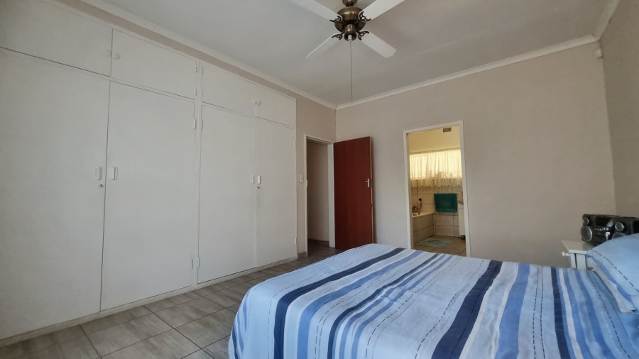 3 Bedroom Property for Sale in Oranjeville Free State